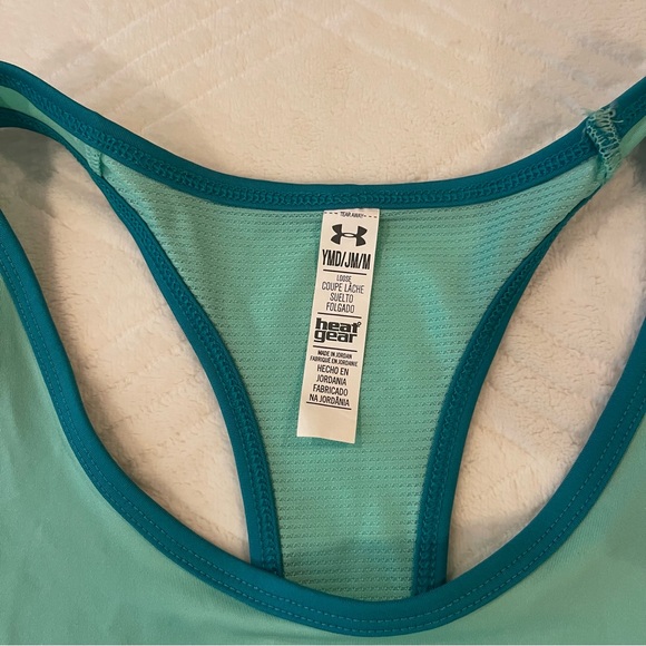 Under armor girls loose fitting sporty tank top - Picture 2 of 3